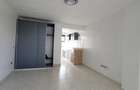 1 Bed Apartment with En Suite at 87 Mall - 14
