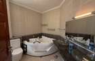 5 Bed Townhouse with En Suite in Lavington - 18