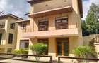 5 Bed Townhouse with En Suite in Lavington - 4