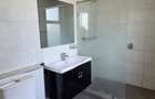 4 Bed Apartment with En Suite at Parklands - 9