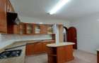 4 Bed Townhouse with En Suite at Westlands - 5