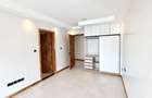 4 Bed Apartment with En Suite in Spring Valley - 6