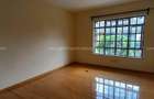 5 Bed Townhouse with En Suite at Lavington Green - 14