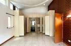 4 Bed Townhouse with En Suite at Riverside Drive - 16