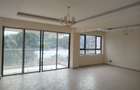 3 Bed Apartment with En Suite in General Mathenge - 10