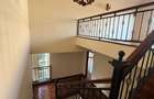 5 Bed Townhouse with En Suite at Lavington - 7