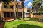 5 Bed Townhouse with En Suite at Lavington Green - 1