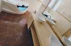 4 Bed Villa with En Suite in Riverside - 15