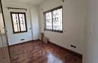 5 Bed Townhouse with En Suite at Convent Drive - 15