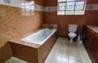 5 Bed House with En Suite in Nyari - 8