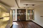 5 Bed House with En Suite in Loresho - 2