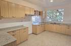 3 Bed Apartment with En Suite at Valley Arcade - 7