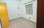 5 Bed Townhouse with En Suite at Othaya Road - 11