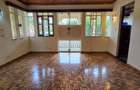 5 Bed House with En Suite in Runda - 9