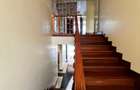 5 Bed House with En Suite in Runda - 9