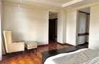 Furnished 3 Bed Apartment with En Suite in Riverside - 12