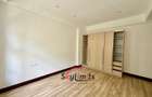 4 Bed Apartment with En Suite in Parklands - 7