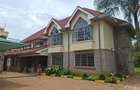 5 Bed House with En Suite in Runda - 3