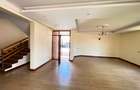 6 Bed Townhouse with En Suite in Lavington - 3