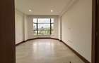 2 Bed Apartment with En Suite in Westlands Area - 17