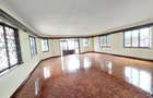 6 Bed Townhouse with En Suite at Kilimani Road - 12
