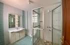 4 Bed Townhouse with En Suite in Lavington - 17