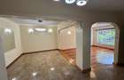 4 Bed Townhouse with En Suite in Kilimani - 10