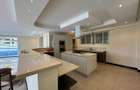 3 Bed Apartment with En Suite in Riverside - 5