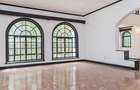 4 Bed Villa with En Suite at Riverside - 9