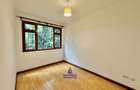 3 Bed Apartment with En Suite at Riverside Dr - 13