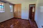 4 Bed House with En Suite at Acacia Drive - 18