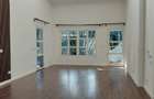 5 Bed House with En Suite in Runda - 12