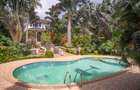 5 Bed Villa with En Suite in Runda - 1
