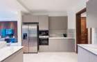 4 Bed Apartment with En Suite in Riverside - 15