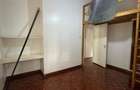 4 Bed Townhouse with En Suite in Hill View - 3