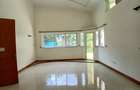 4 Bed Townhouse with En Suite at Riverside Drive - 11