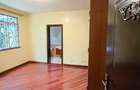 5 Bed Townhouse with En Suite in Lavington - 9