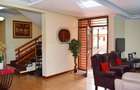 4 Bed House with En Suite in Lavington - 5