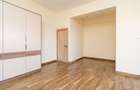 3 Bed Apartment with En Suite in Parklands - 11