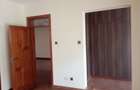 5 Bed Townhouse with En Suite at Lavington - 7