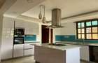 4 Bed House with En Suite in Runda - 8