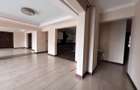 Serviced 6 Bed Apartment with En Suite in Parklands - 5