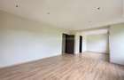 5 Bed Townhouse with En Suite in Lavington - 7