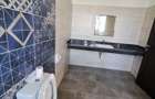 3 Bed Apartment with En Suite at Green Wood Drive - 11