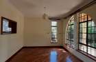 4 Bed Townhouse with En Suite in Lavington - 5