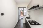 1 Bed Apartment with En Suite at Hatheru Road - 11