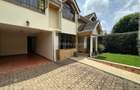 5 Bed Townhouse with En Suite in Lavington - 9