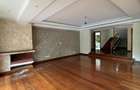 5 Bed Villa with En Suite in Lavington - 4