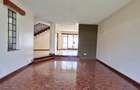 4 Bed Townhouse with En Suite in Spring Valley - 10