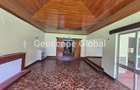 4 Bed House with En Suite in Runda - 9